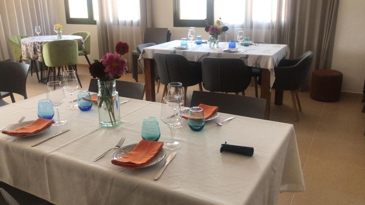 Hostal Restaurant Mussons Poboleda Dış mekan fotoğraf